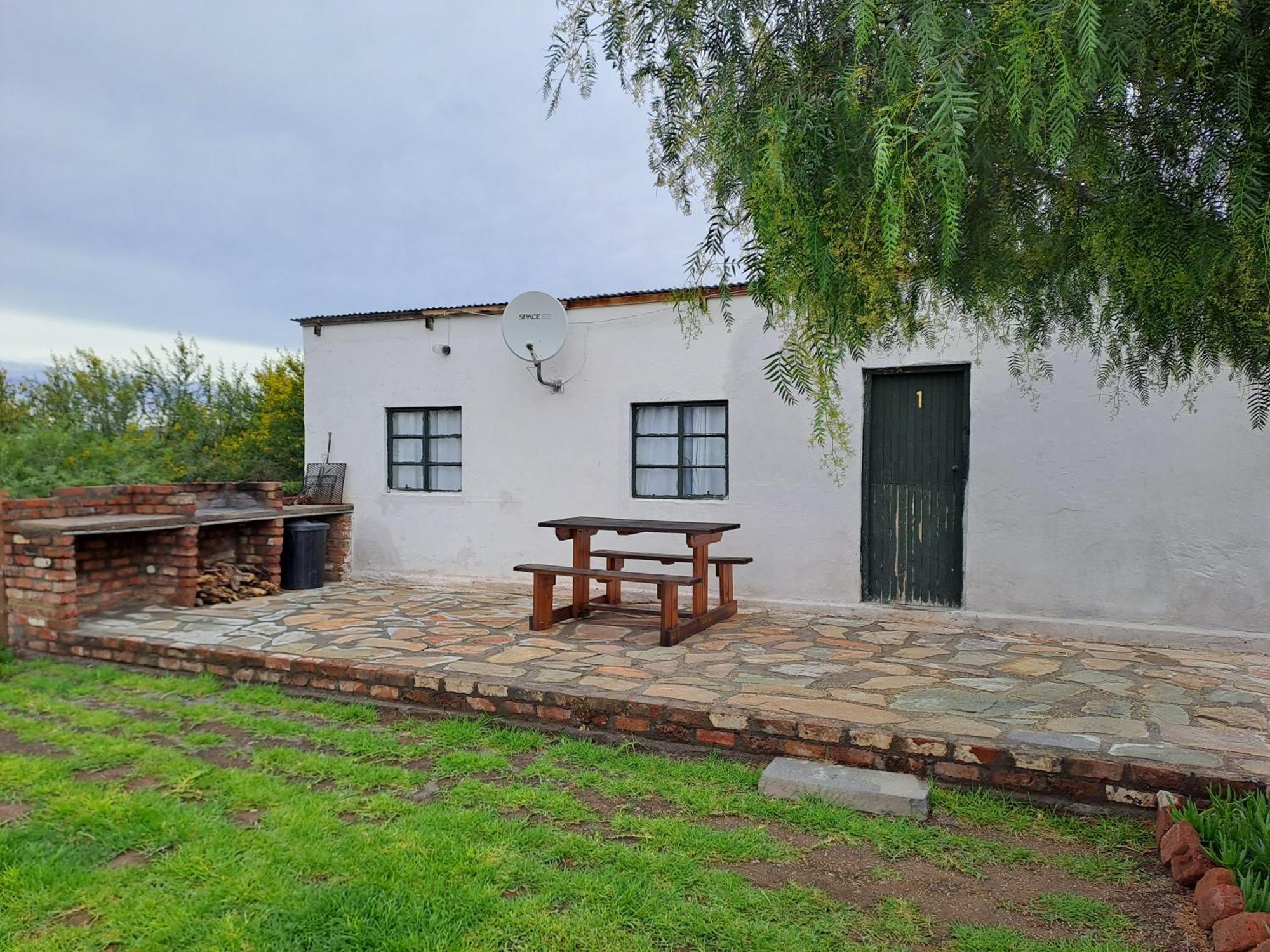 Apartamento De Hoop Guest Farm Beaufort West Exterior foto