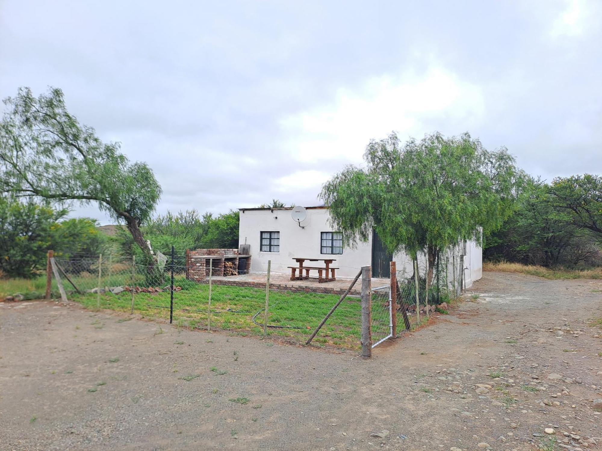 Apartamento De Hoop Guest Farm Beaufort West Exterior foto